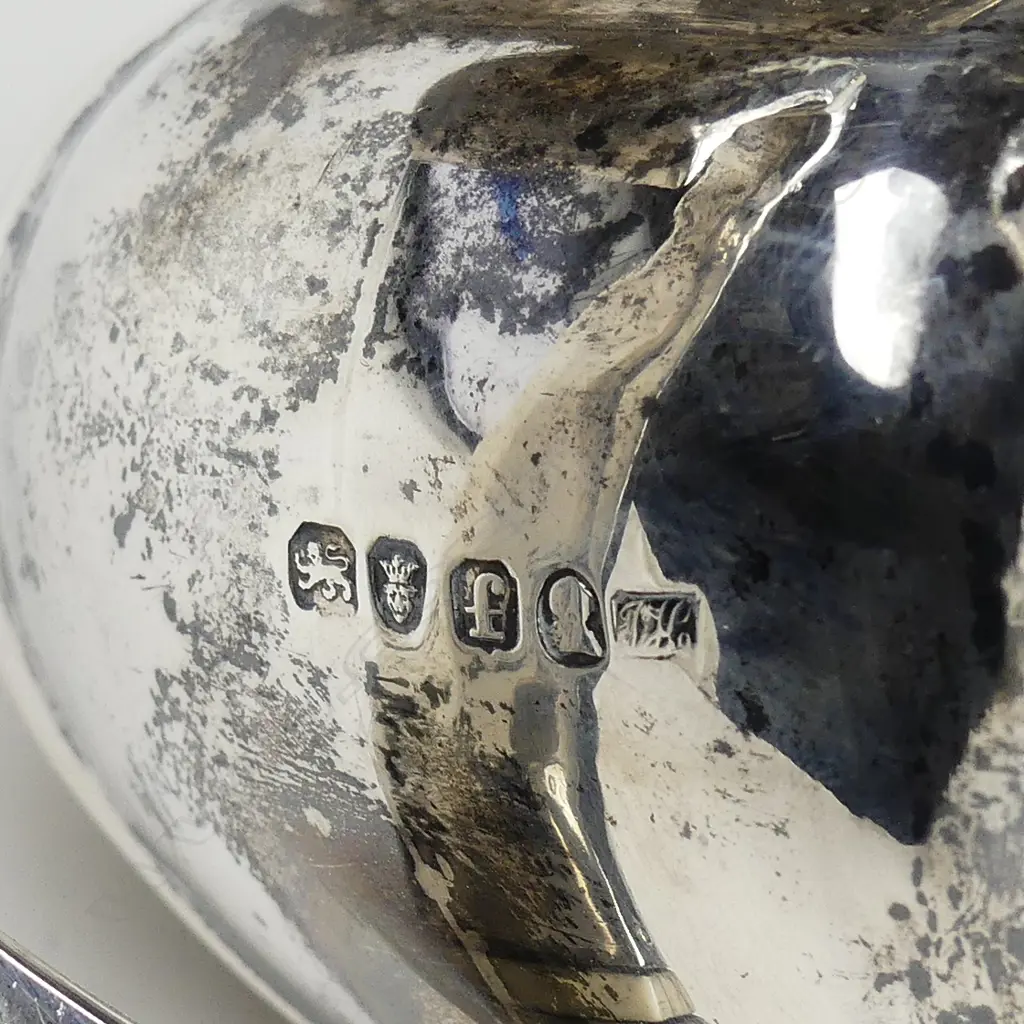 A Regency silver teapot Image 1++