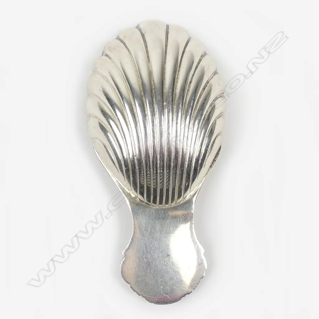 A silver tea caddy spoon Image 1++