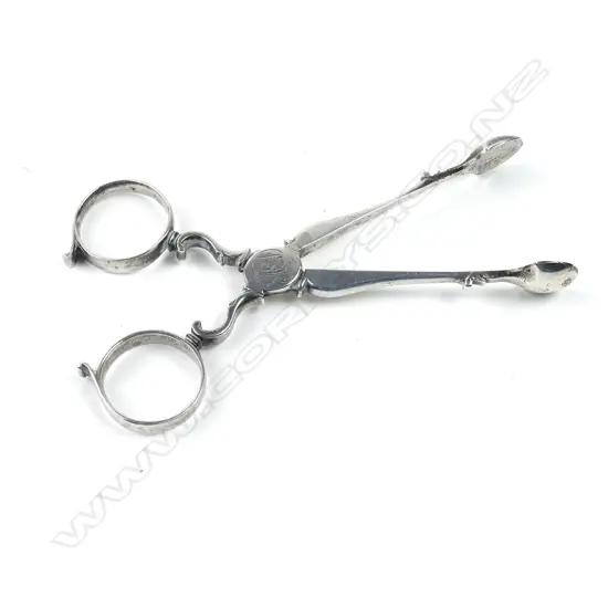 A pair of Georgian silver sugar nips