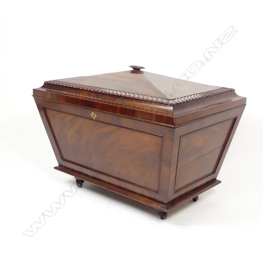 An uncommon Regency mahogany wine cellarette Image 1++