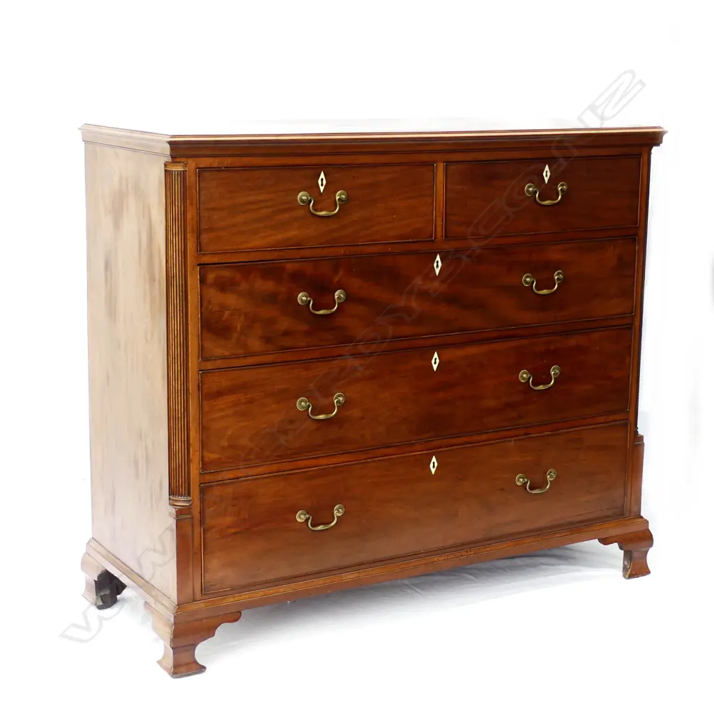 A Victorian mahogany five drawer chest Image 1++