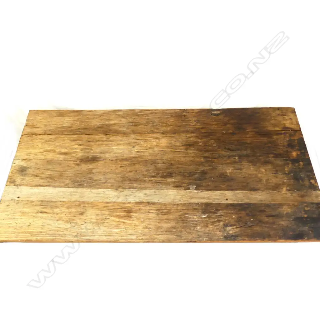 A scrub top kitchen table Image 1++