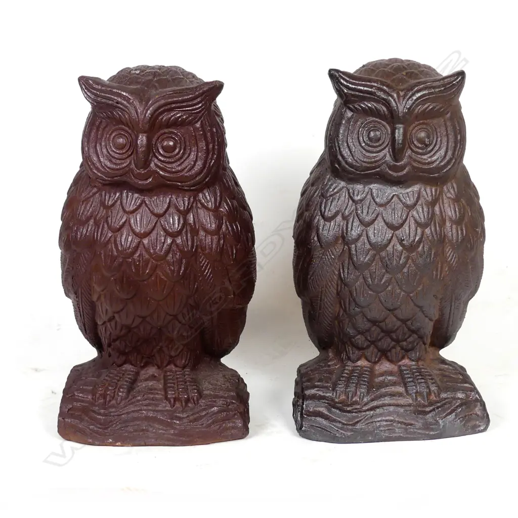 A pair of high fired stoneware garden owl statues Image 1++