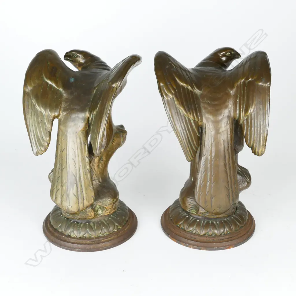 A pair of 19thC bronze eagles Image 1++