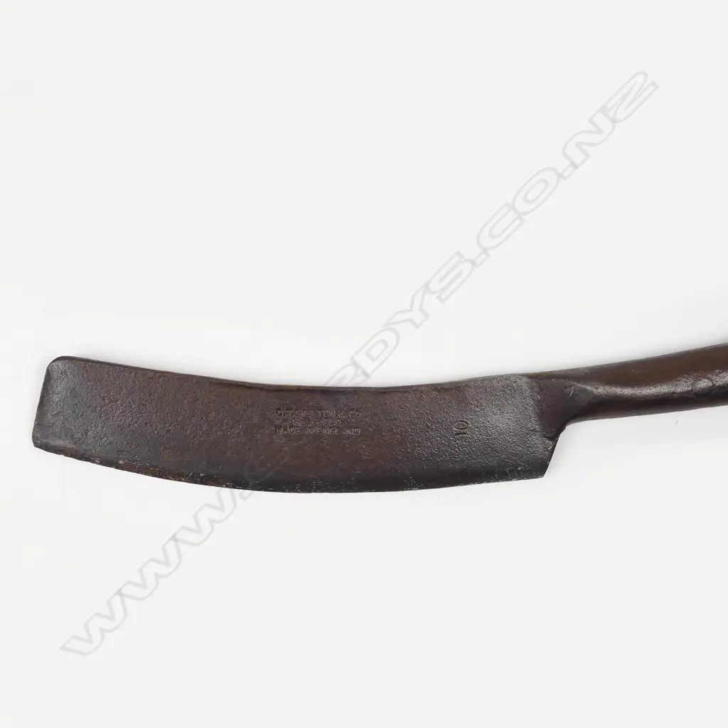 An antique whaling blubber knife Image 1++