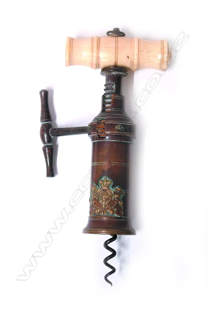 An uncommon Victorian rack and pinion King's corkscrew Image 1++
