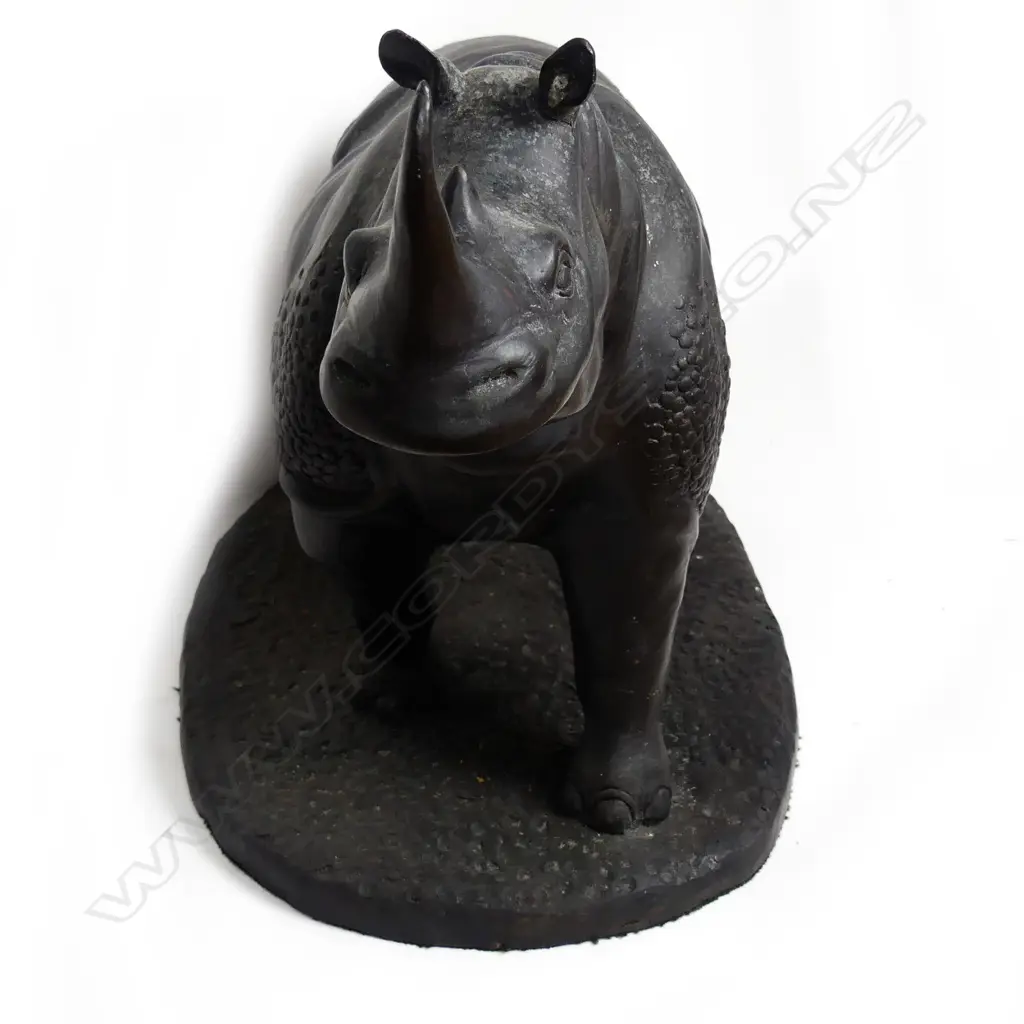 A large mid/late 20thC bronze statue of a rhinoceros Image 1++