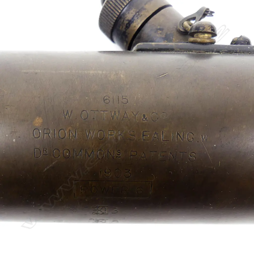 A WWII military issue brass range finding telescope Image 1++