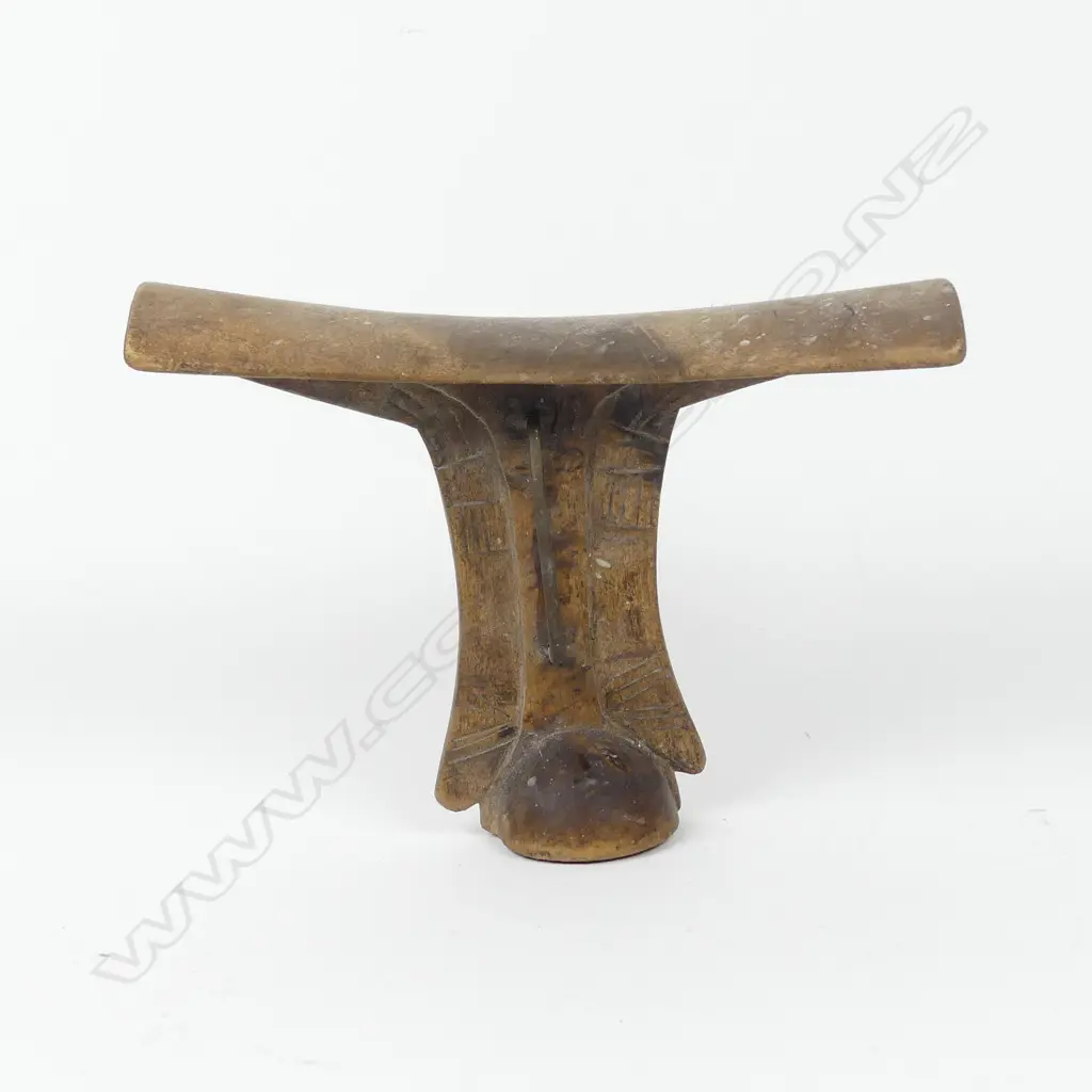 An African acacia wood carved headrest Image 1++