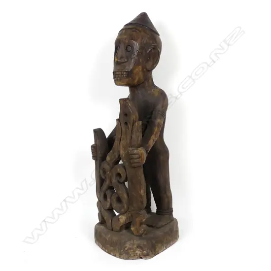 An Indonesian ancestral statue (korwar)