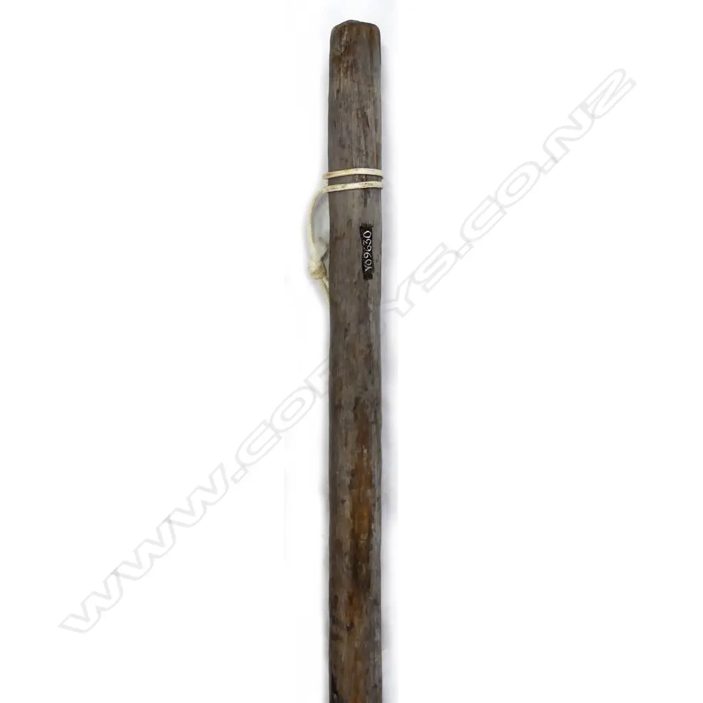 An old Maori wooden palisade spike/digging stick Image 1++