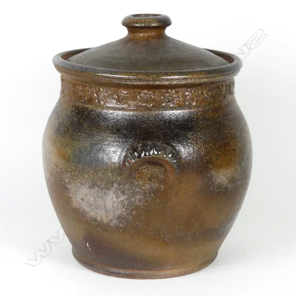 Barry Brickell large lidded floor pot Image 1++