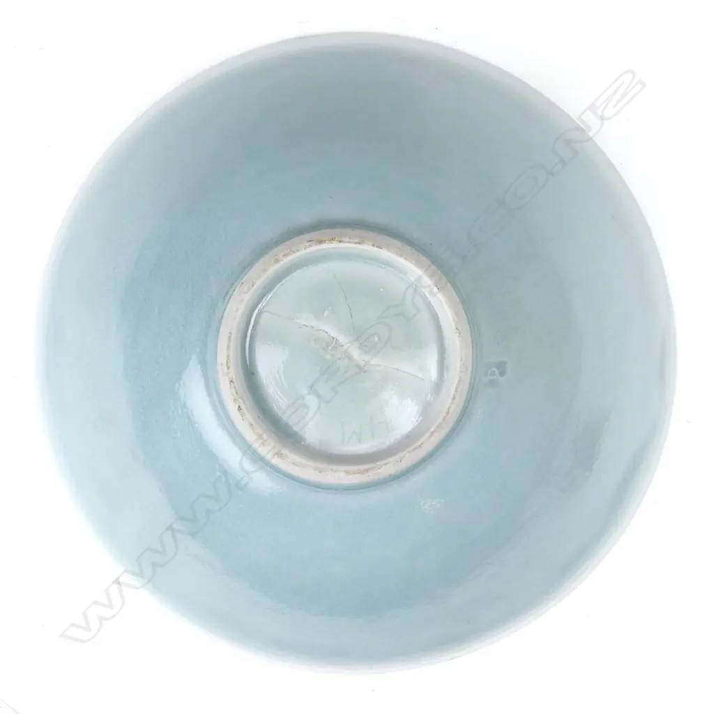 Len Castle celadon glazed porcelain bowl Image 1++