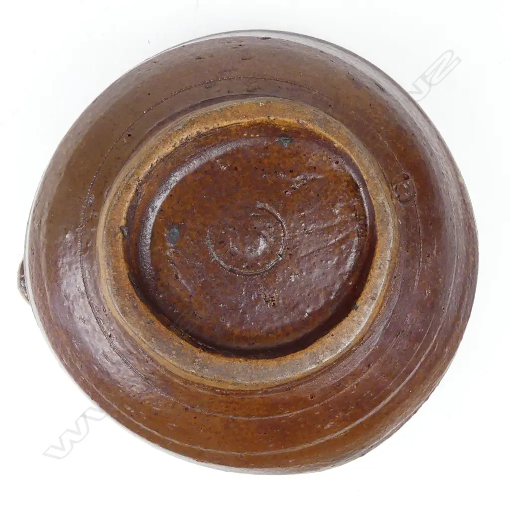 Len Castle early stoneware pouring bowl Image 1++
