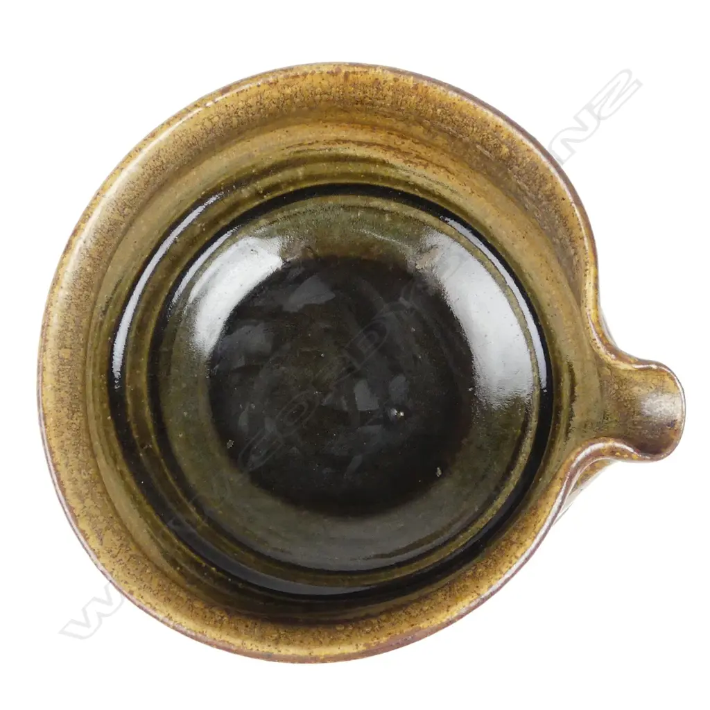 Len Castle early stoneware pouring bowl Image 1++