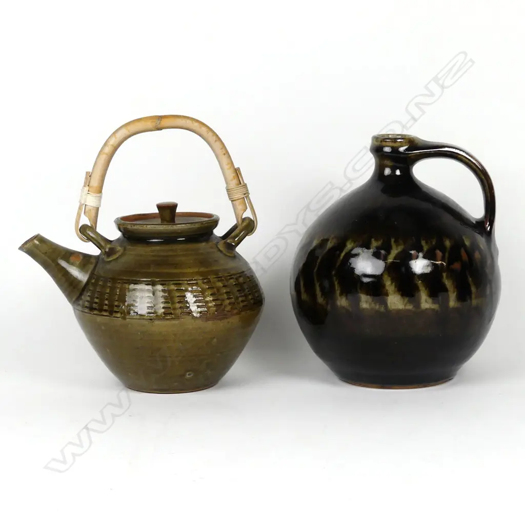 Peter Stichbury teapot and Nicholas Brandon flask Image 1++