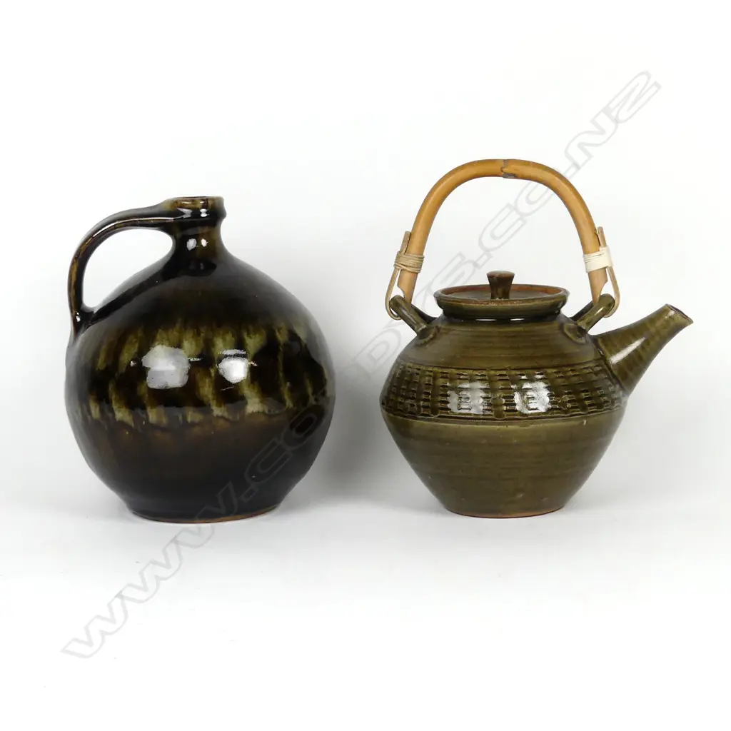 Peter Stichbury teapot and Nicholas Brandon flask Image 1++