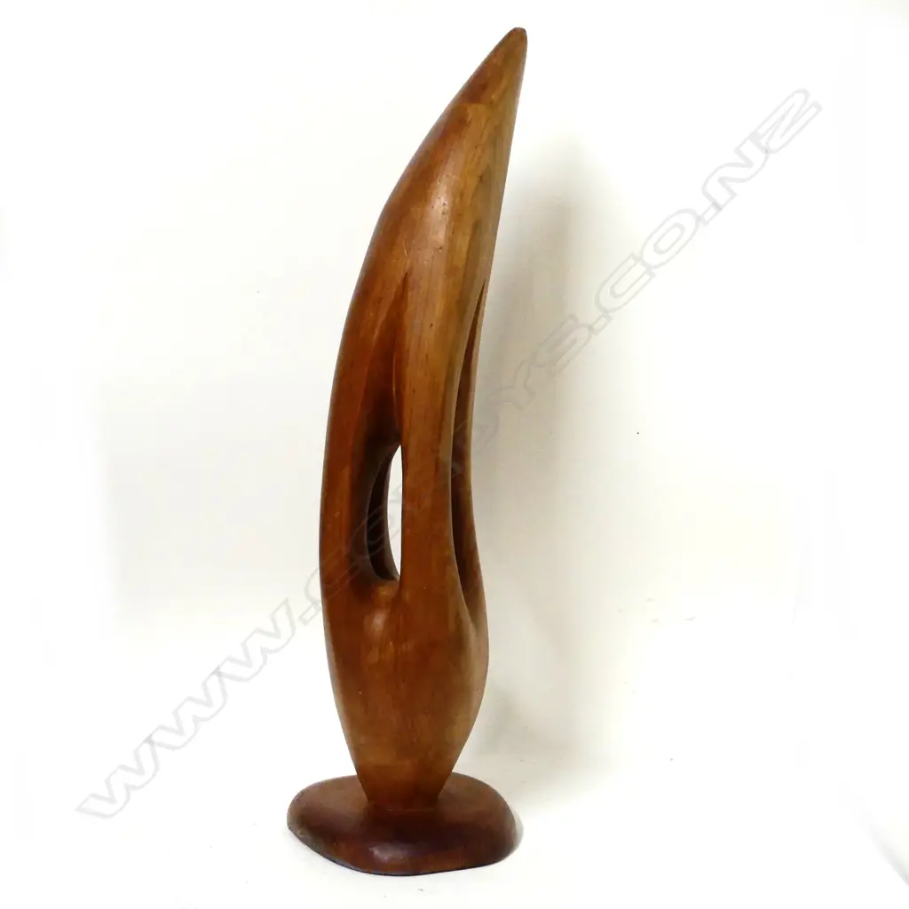 Richard A. Shields carved kauri sculpture Image 1++