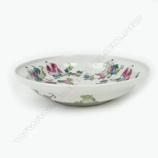 A Chinese famille rose bowl