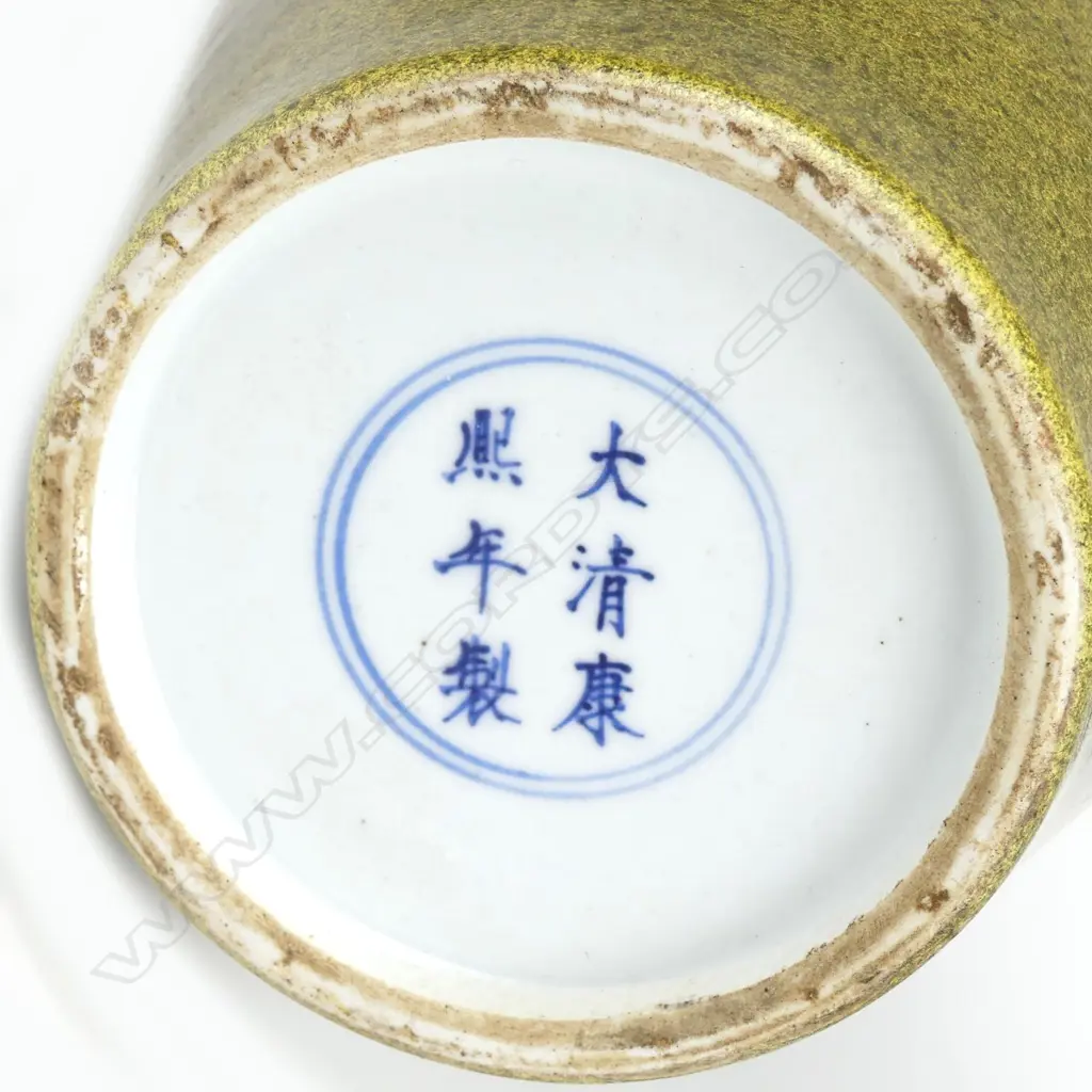 A Chinese famille verte vase Image 1++