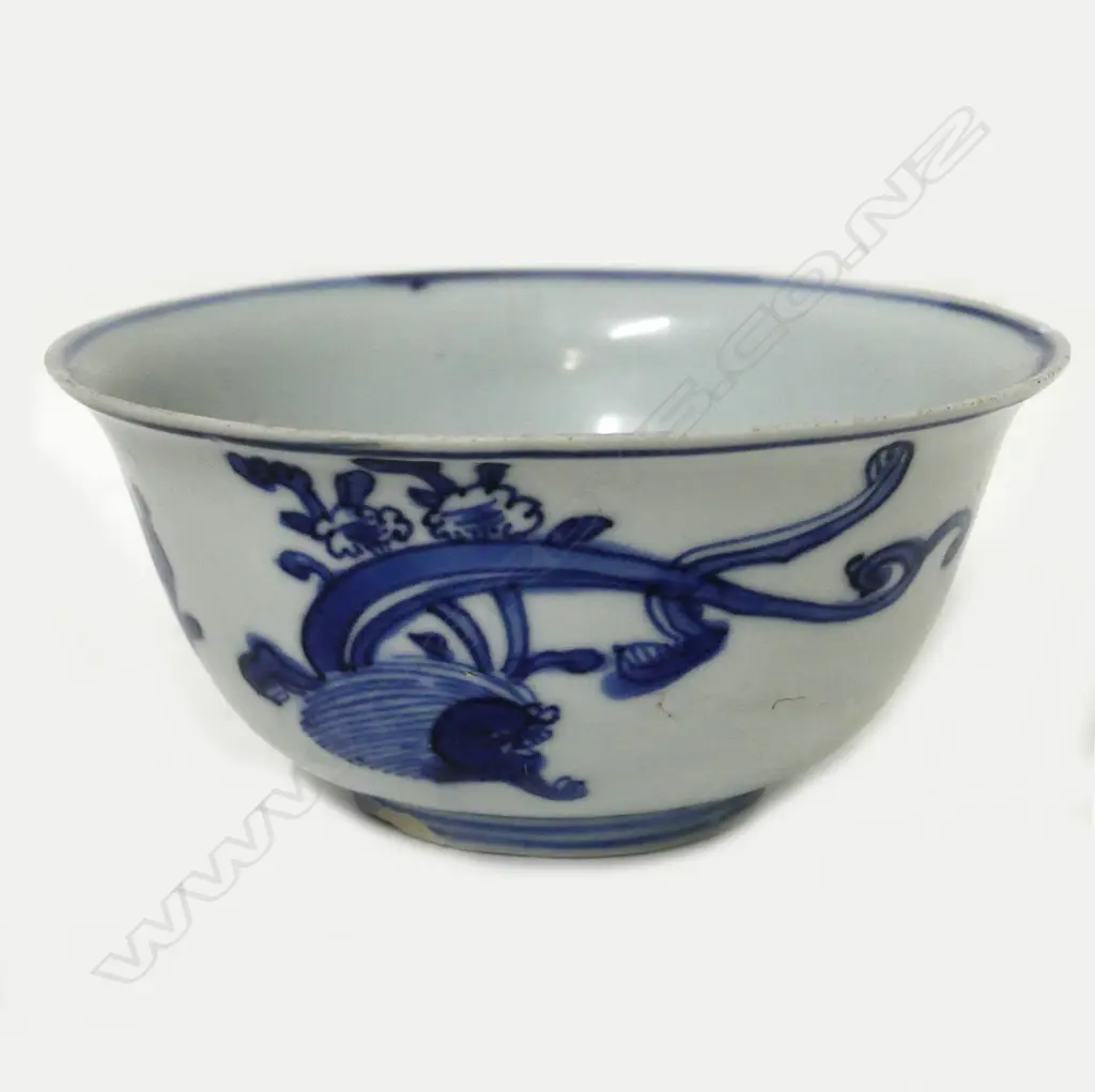 A Chinese small blue and white Ming style bowl Image 1++
