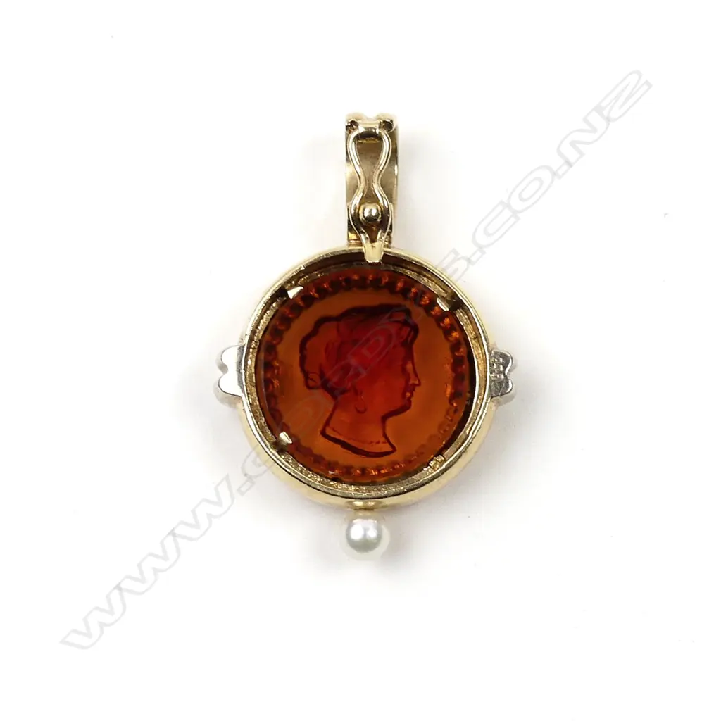 A 9ct. gold mounted classical amber glass and pearl pendant Image 1++