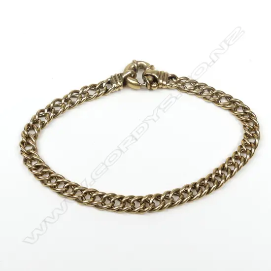 A 9ct. yellow gold double curb link bracelet