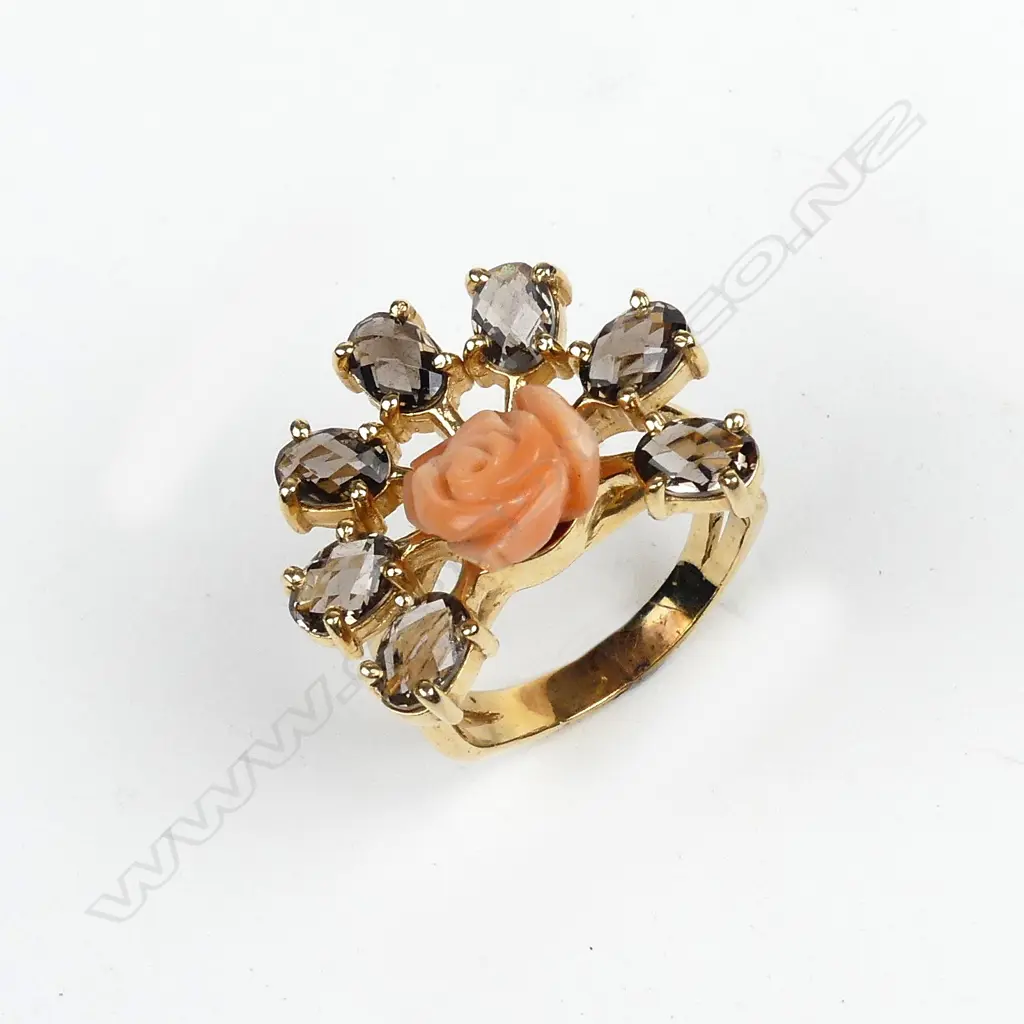 A retro 14ct gold coral and smoky quartz ring Image 1++