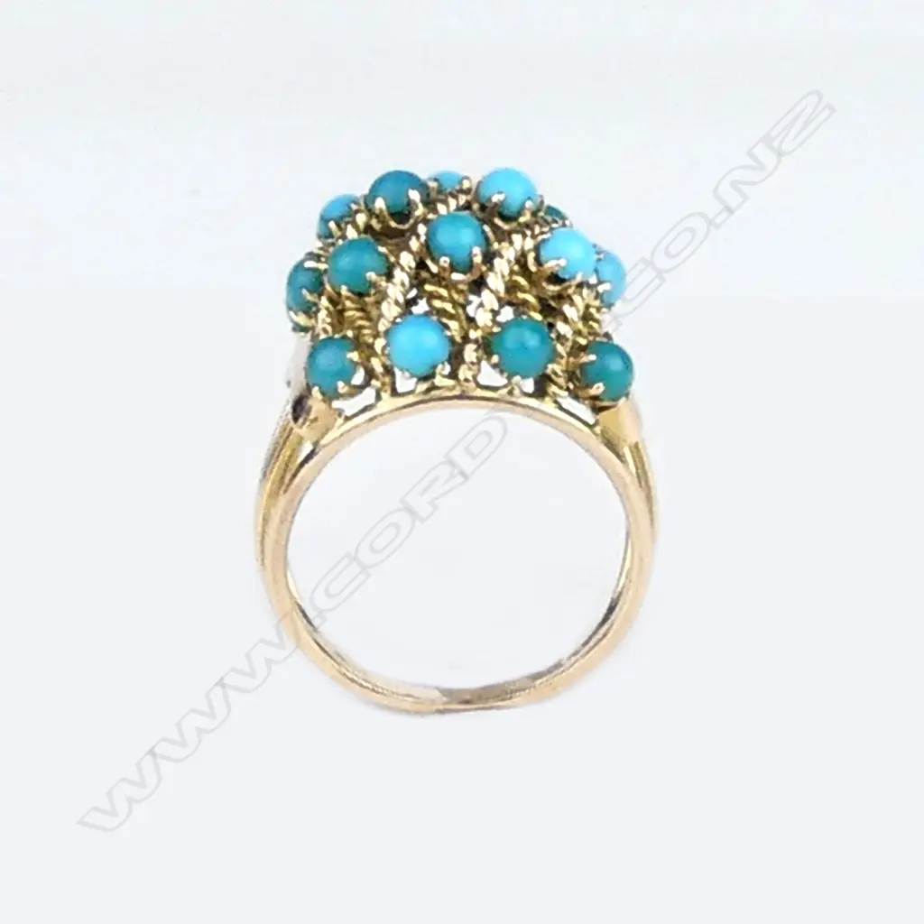 A retro 14ct gold and turquoise cocktail ring Image 1++