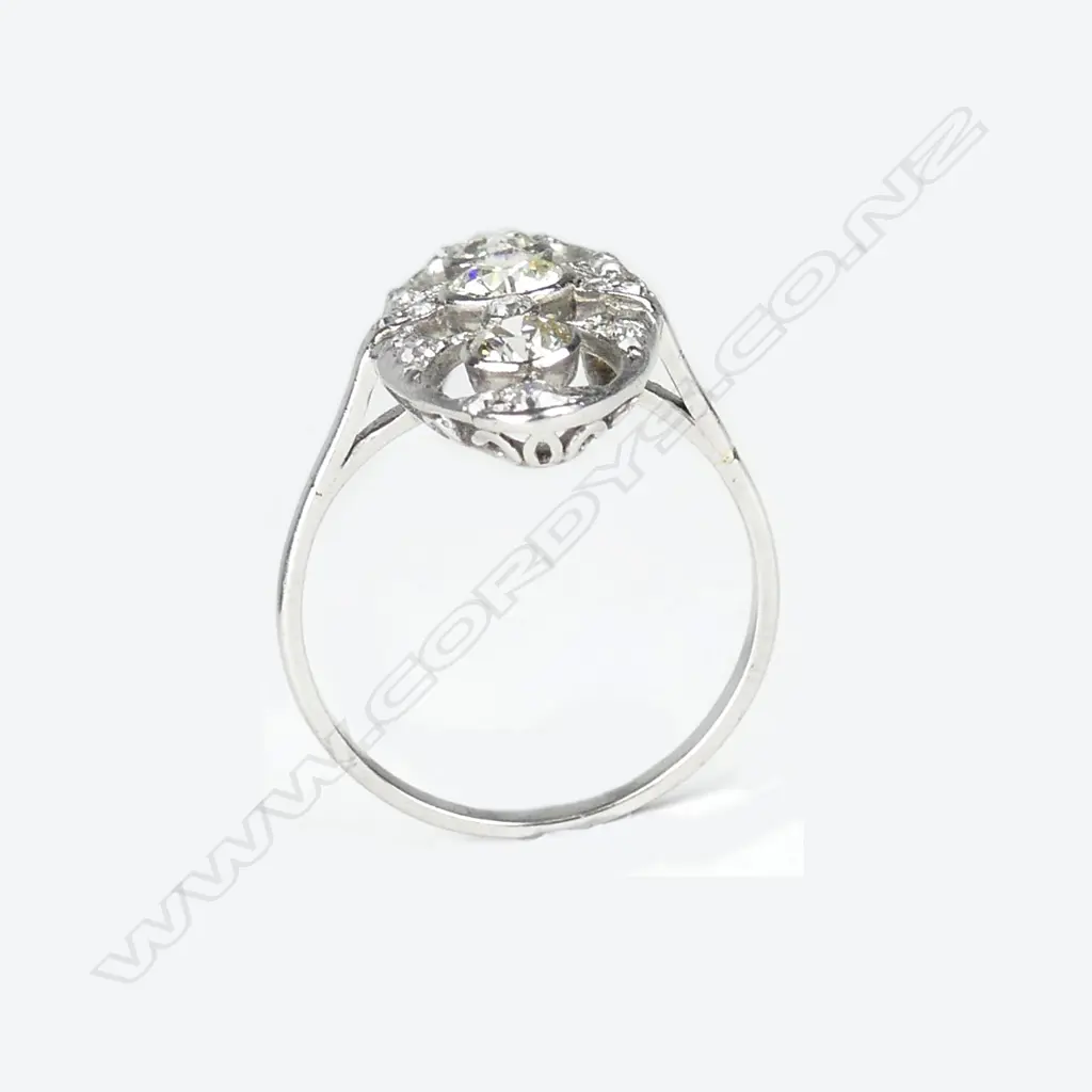 An Art Deco platinum and diamond ring Image 1++
