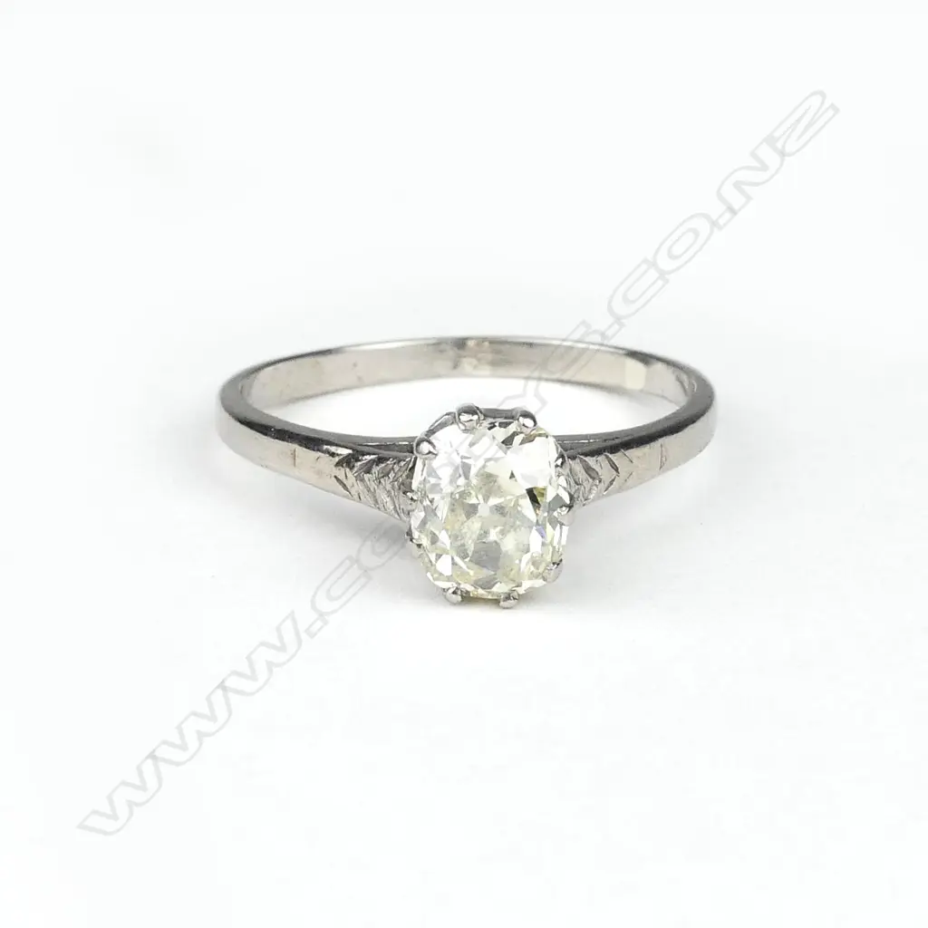 A c.1920s 1.52ct. solitaire diamond ring Image 1++