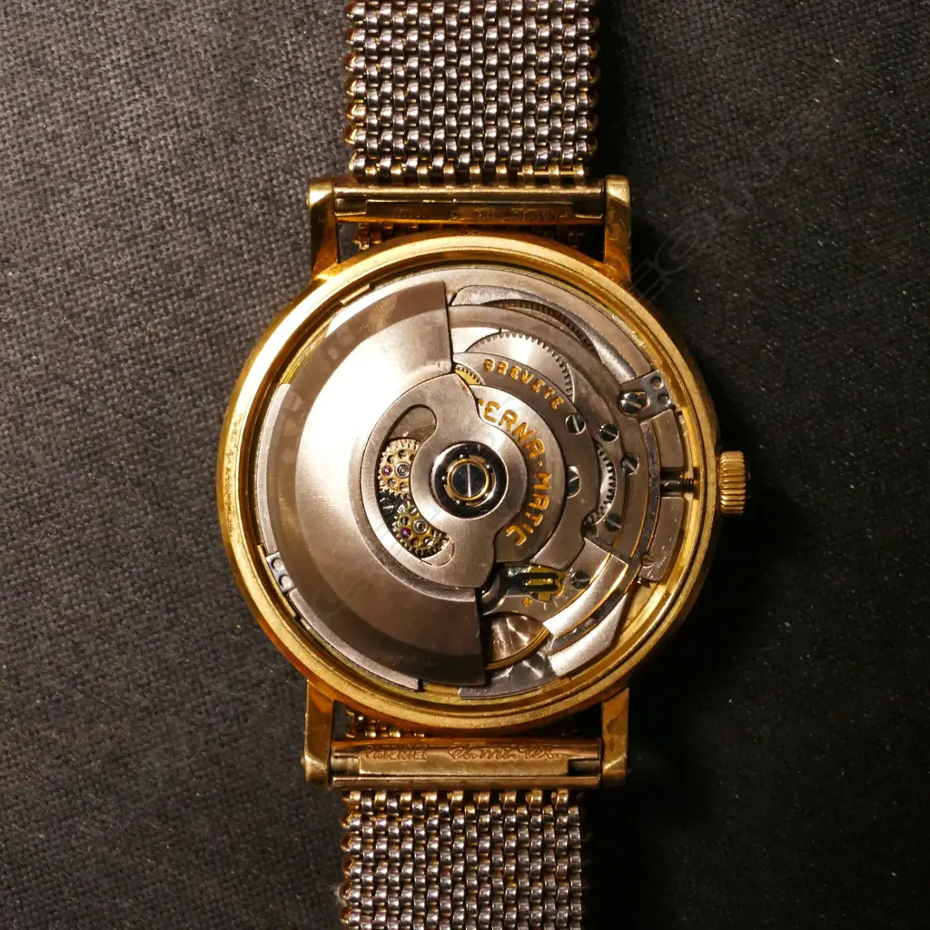 A gent's 18ct gold Eterna-matic Centenaire wristwatch Image 1++