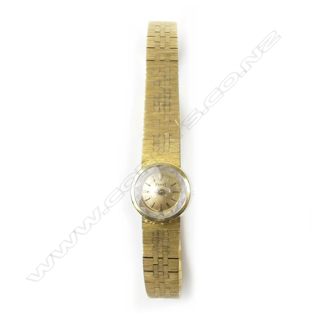 An 18ct gold Piaget lady's cocktail wristwatch Image 1++