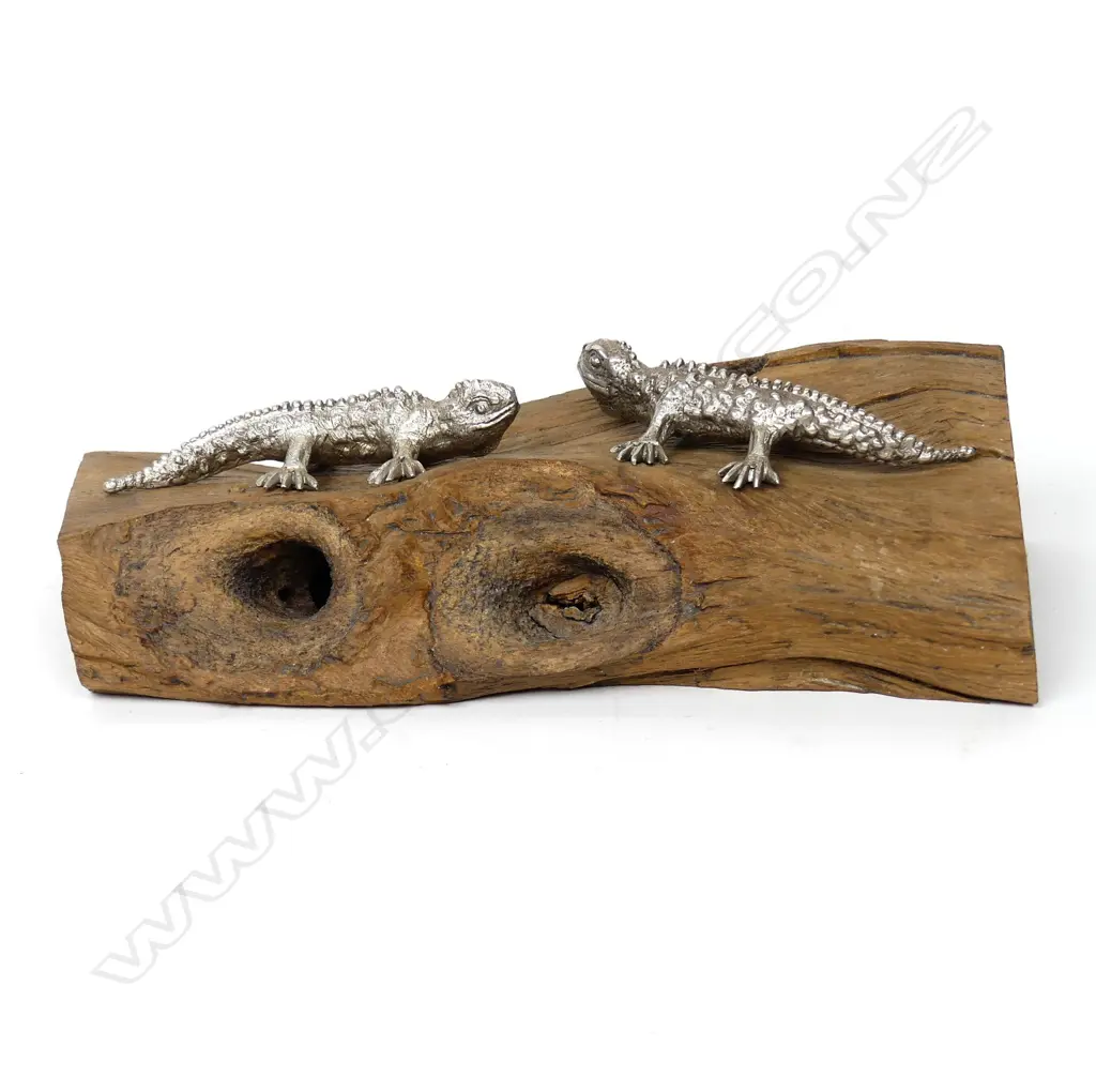 A pair of cast silver tuatara by John Money Image 1++