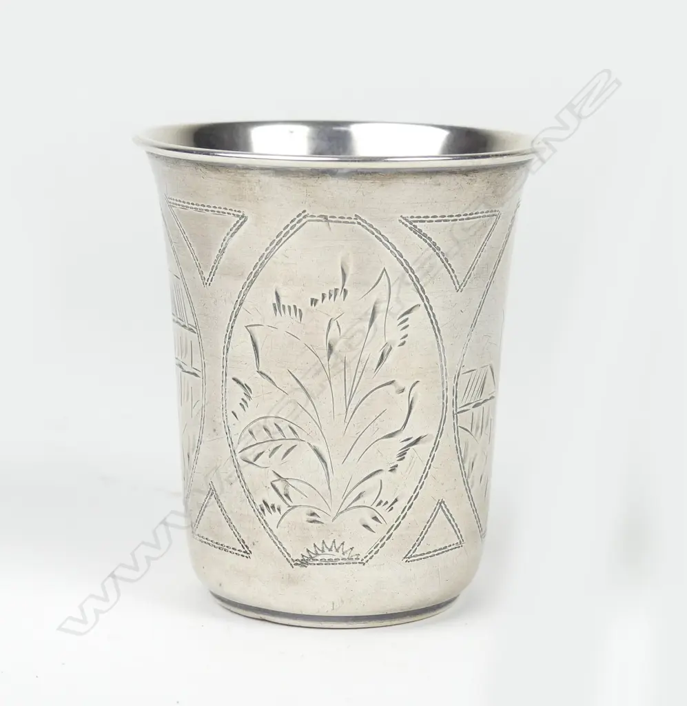 A 19thC Russian silver Kiddush cup Image 1++