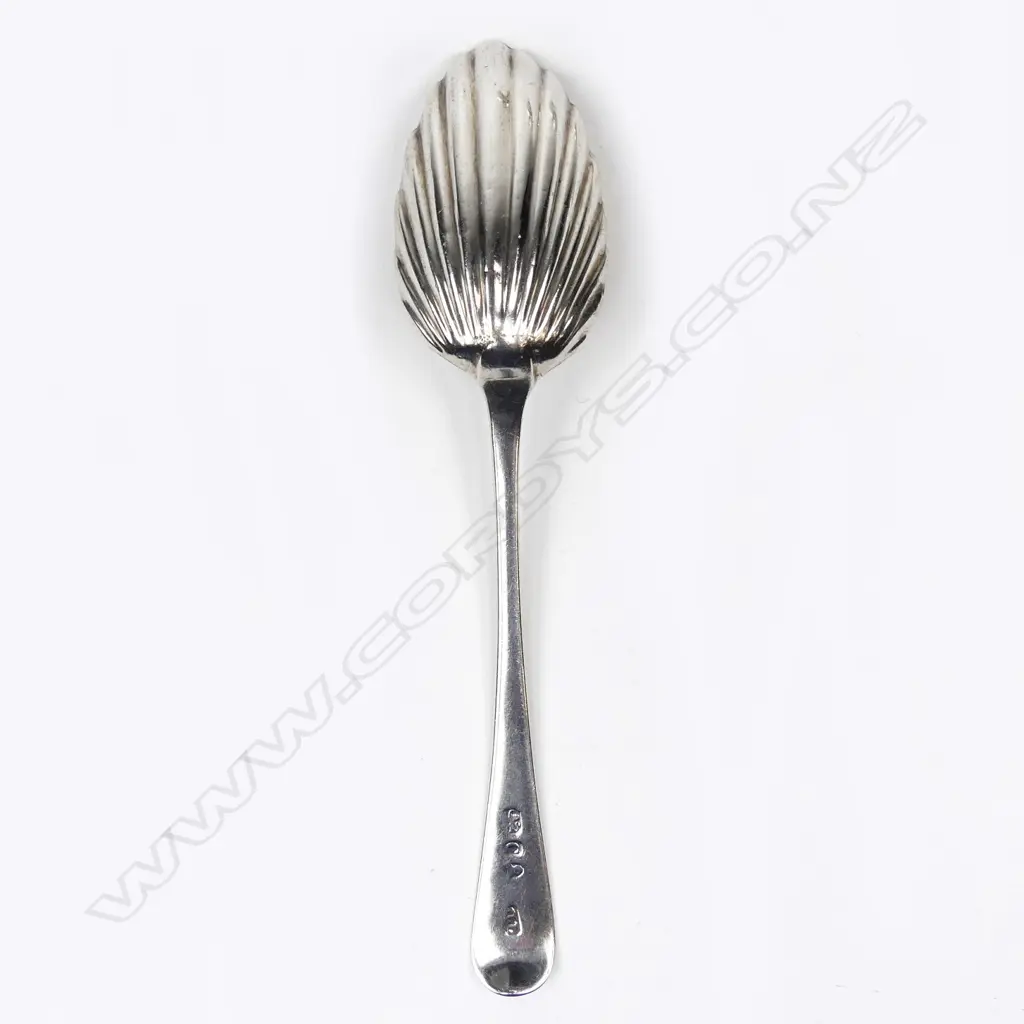 Six Georgian silver teaspoons Image 1++