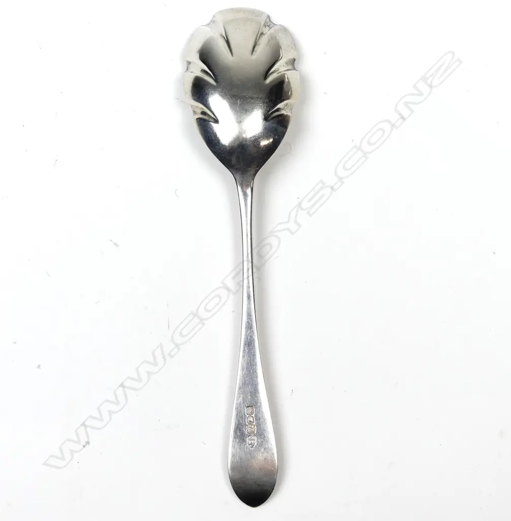 An Edwardian silver fruit serving spoon Image 1++