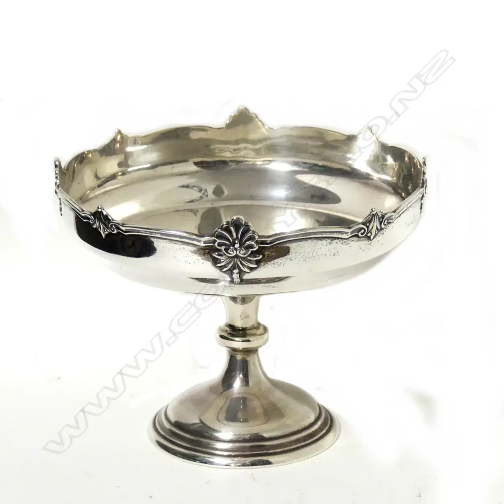 A silver comport Image 1++