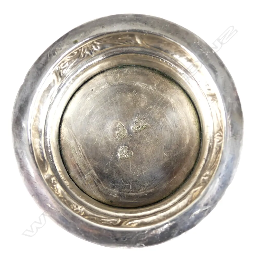 A good large 18thC Russian silver beaker Image 1++