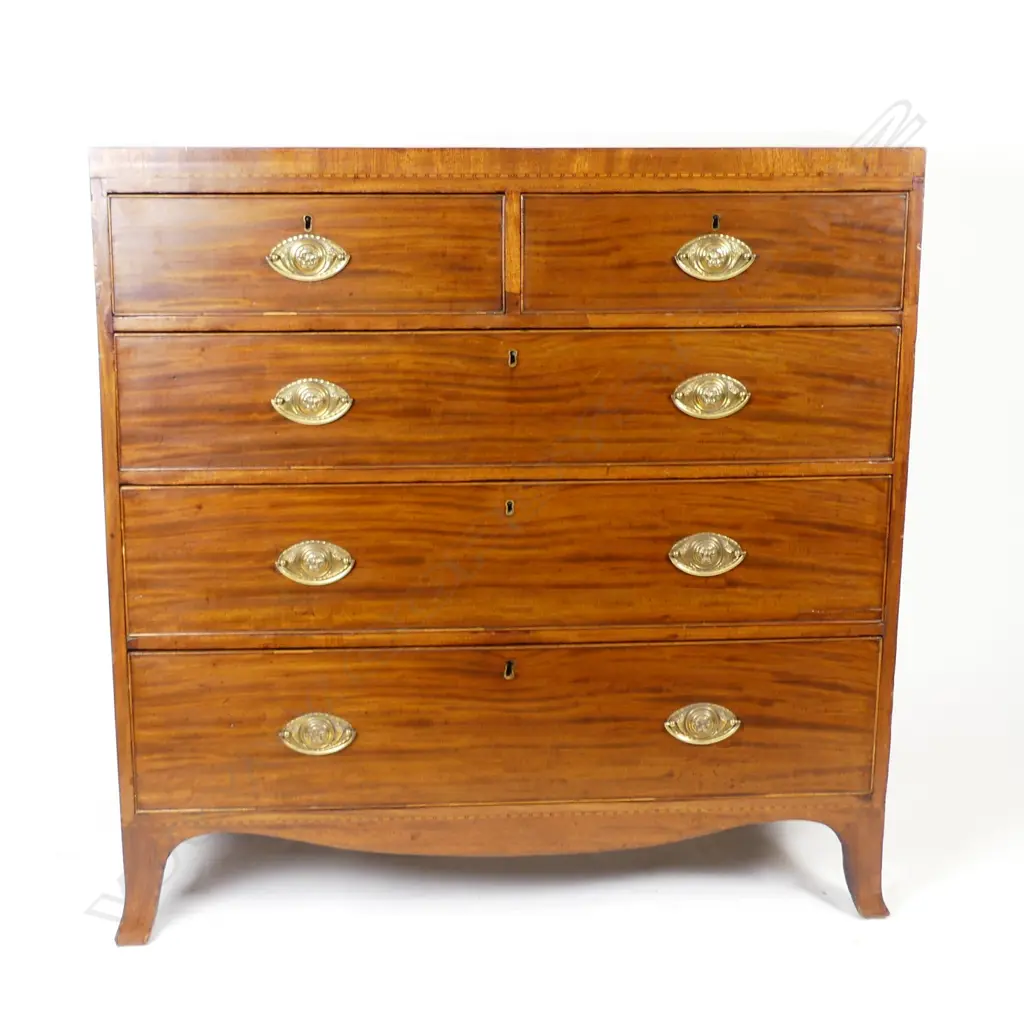 A Georgian mahogany five drawer flat front chest Image 1++