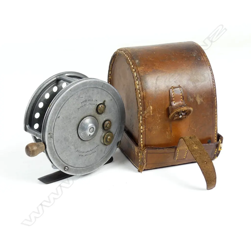 A 4" Hardy's 'Silex' No.2 spinning reel Image 1++