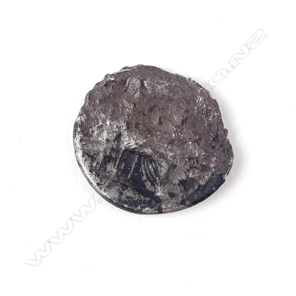 Silver Roman denarius of Tiberius (14 A.D.) Image 1++