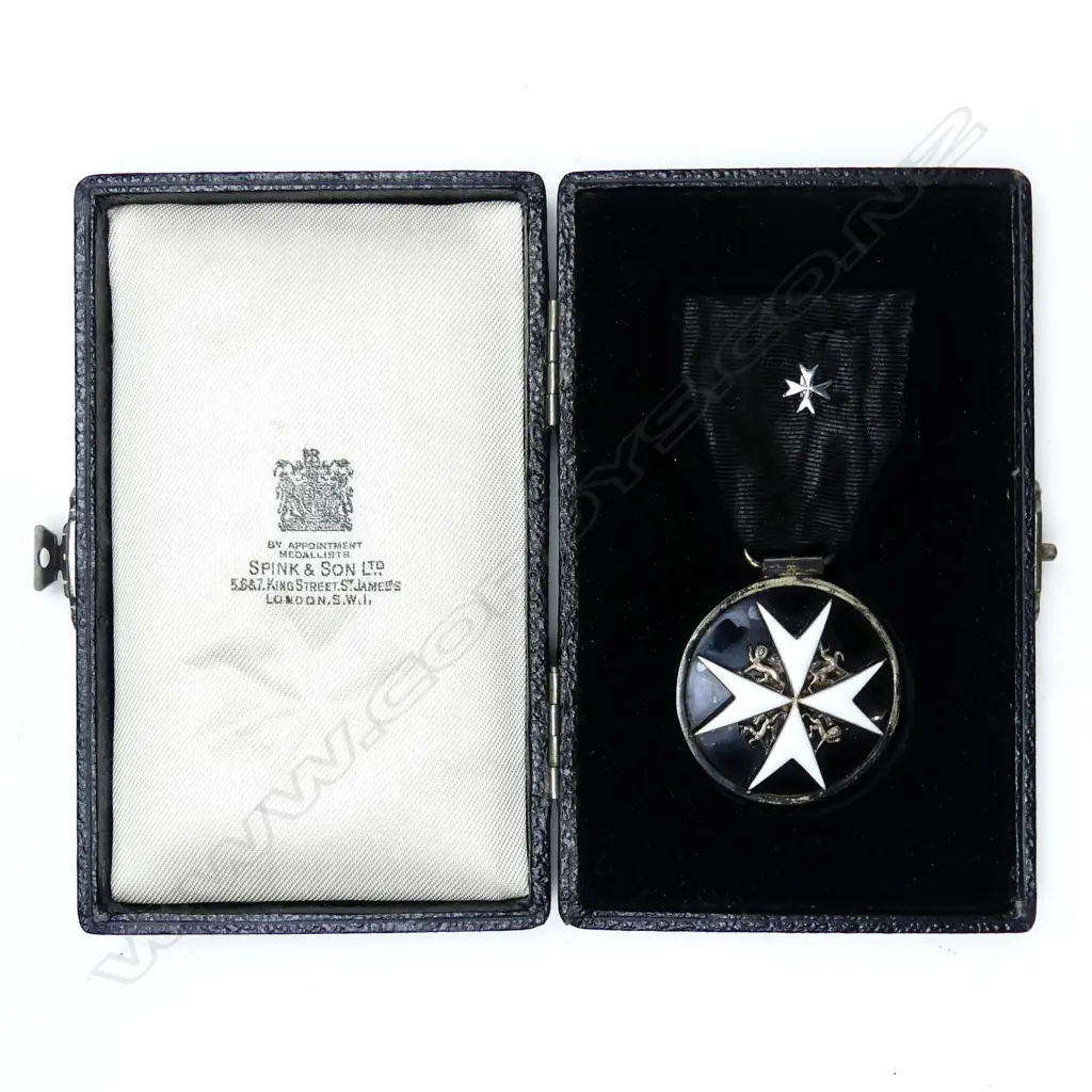 Order of St. John Serving Brother (Sister) breast badge Image 1++