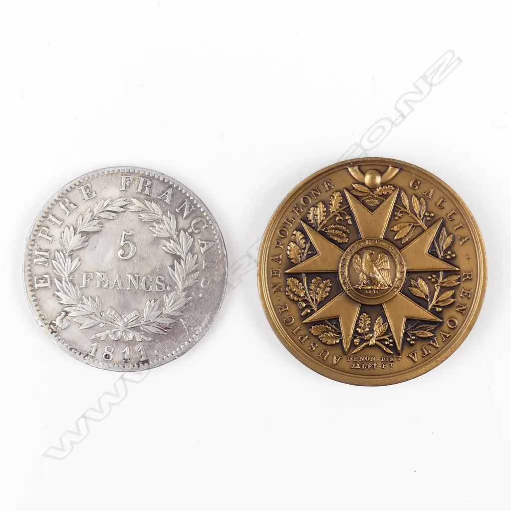 An 1880s bronze Paris Mint restrike of the Légion d'honneur medallion Image 1++