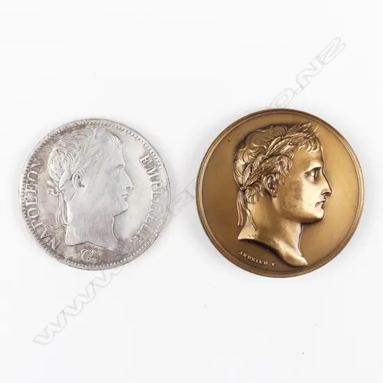 An 1880s bronze Paris Mint restrike of the Légion d'honneur medallion