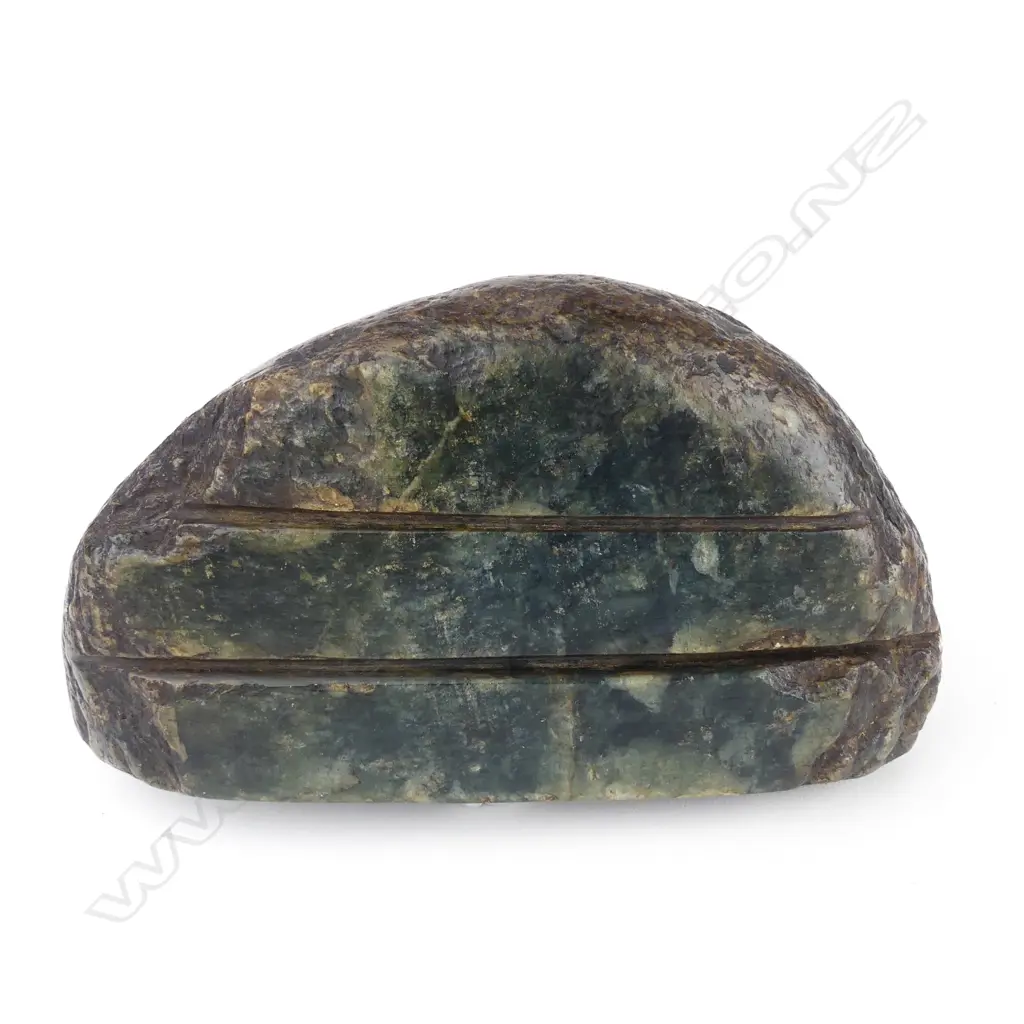 An old Maori stone tooled pounamu cobble Image 1++