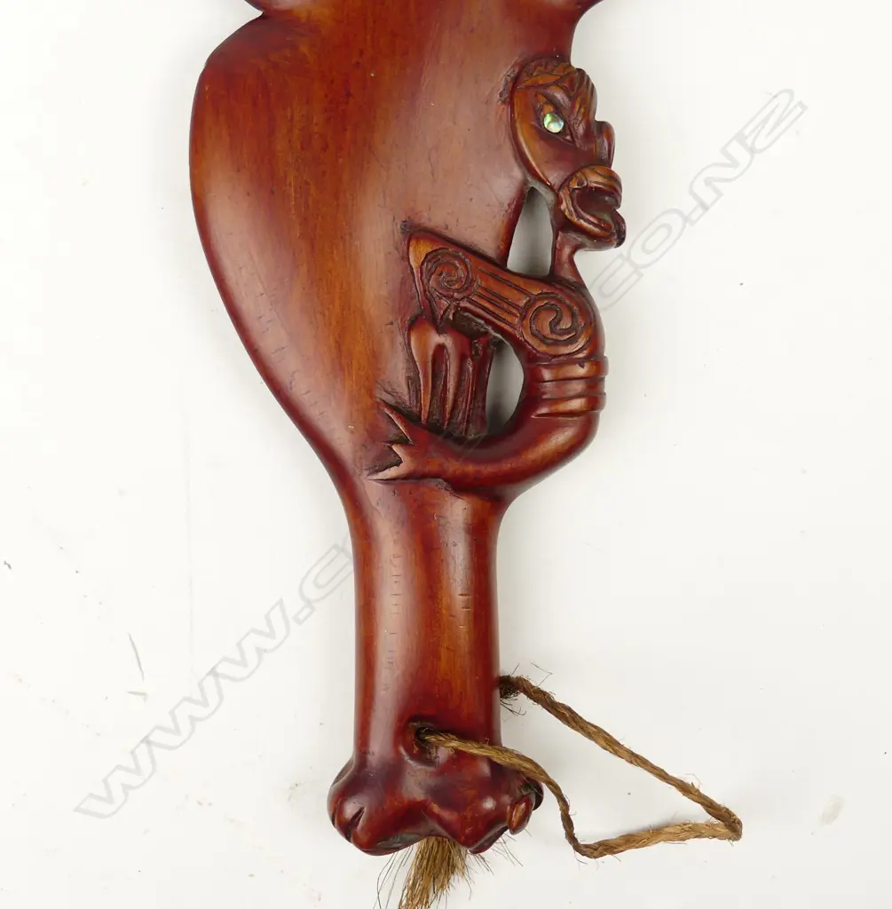 A mid-20thC Maori carved wahaika Image 1++