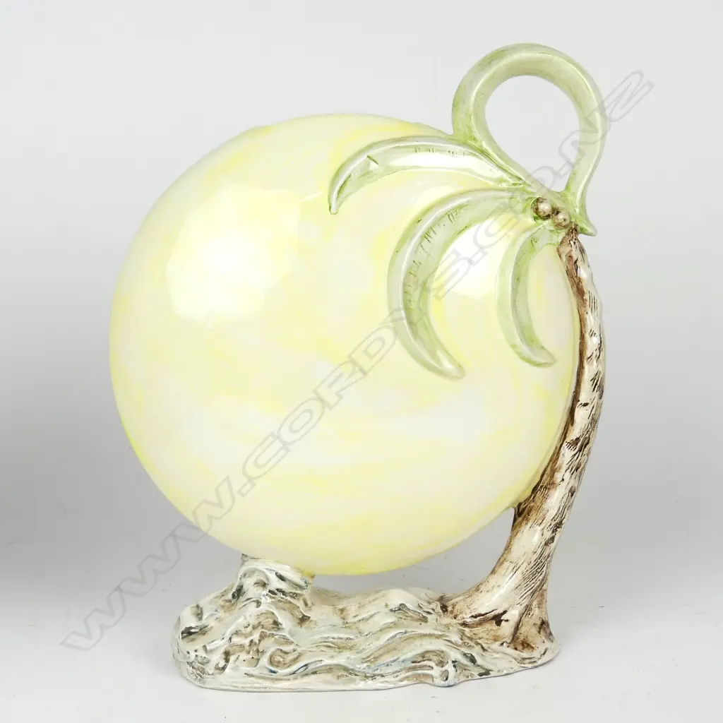 An uncommon large pottery moon and palm vase Image 1++