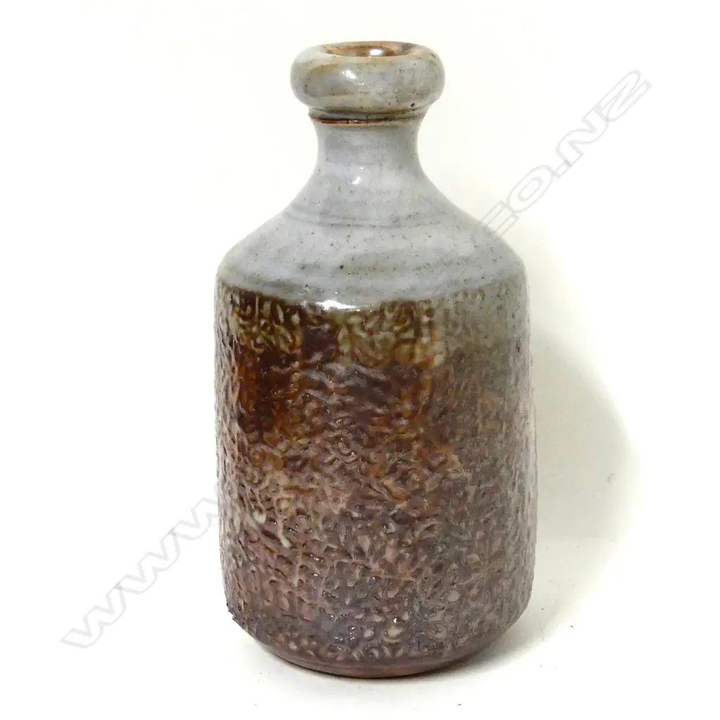 Warren Tippett bottle vase Image 1++