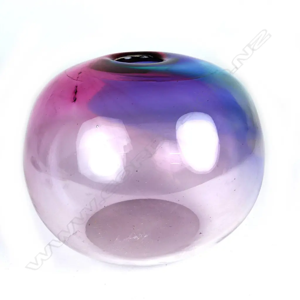 A Garry Nash squat spherical glass vase Image 1++